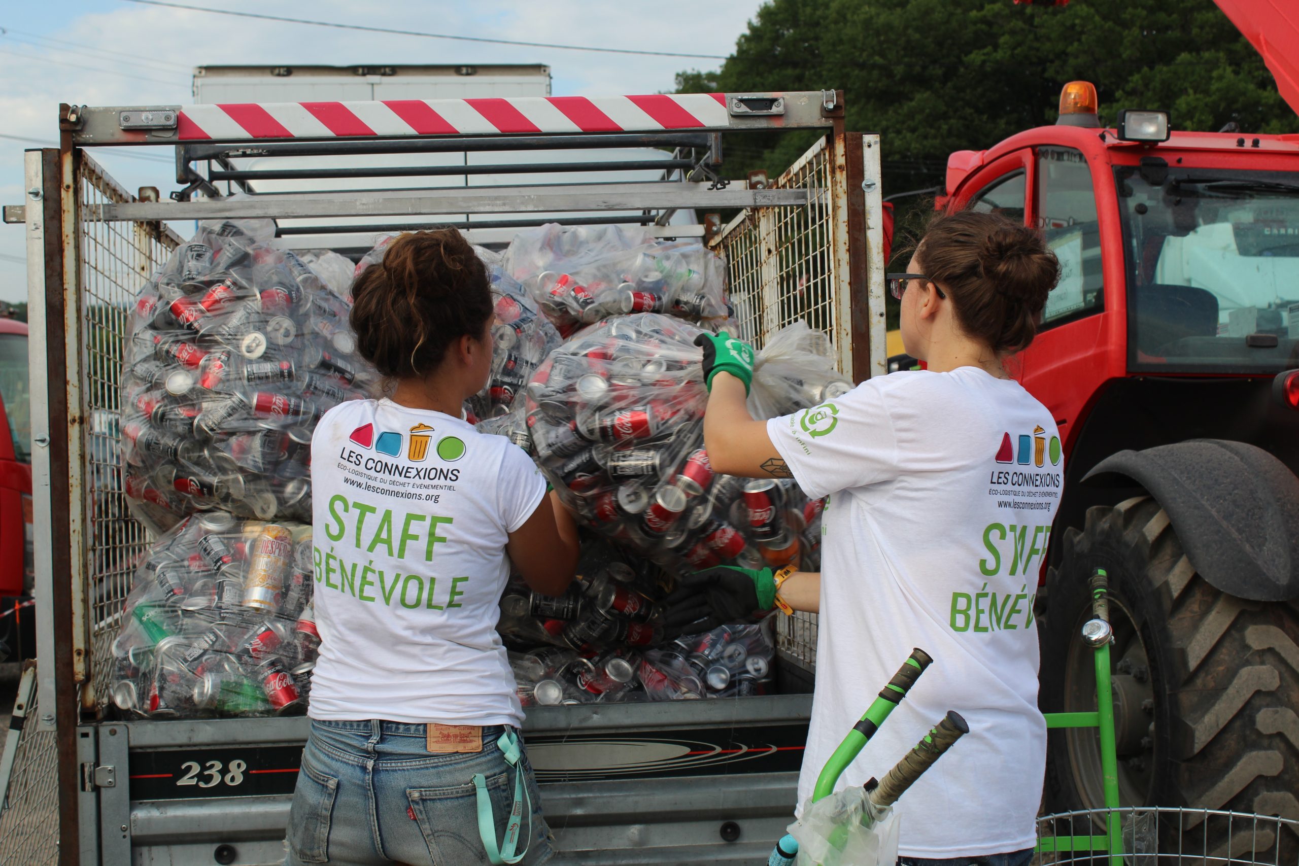 staff bénévole tri manutention remorque festival