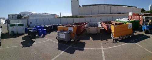 disposition véhicule bennes site déchetterie