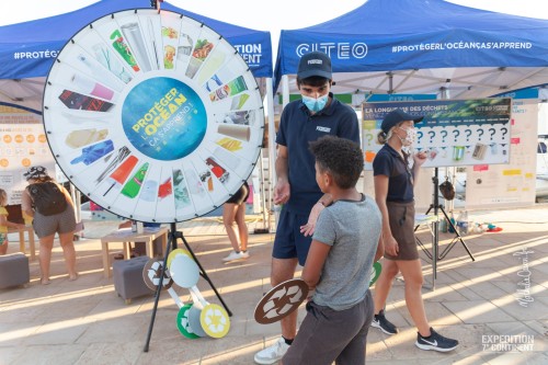 Stand jeu roue du tri protéger océan