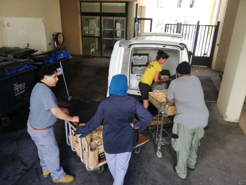 redistribution alimentaire véhicule chargement